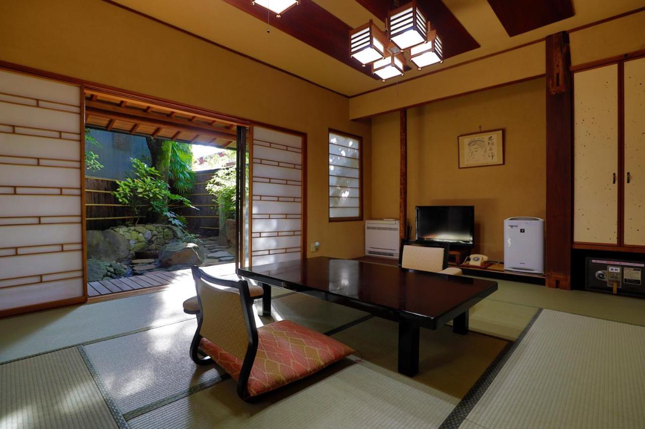 Sakahijiri Gyokushoen Izu  Bagian luar foto