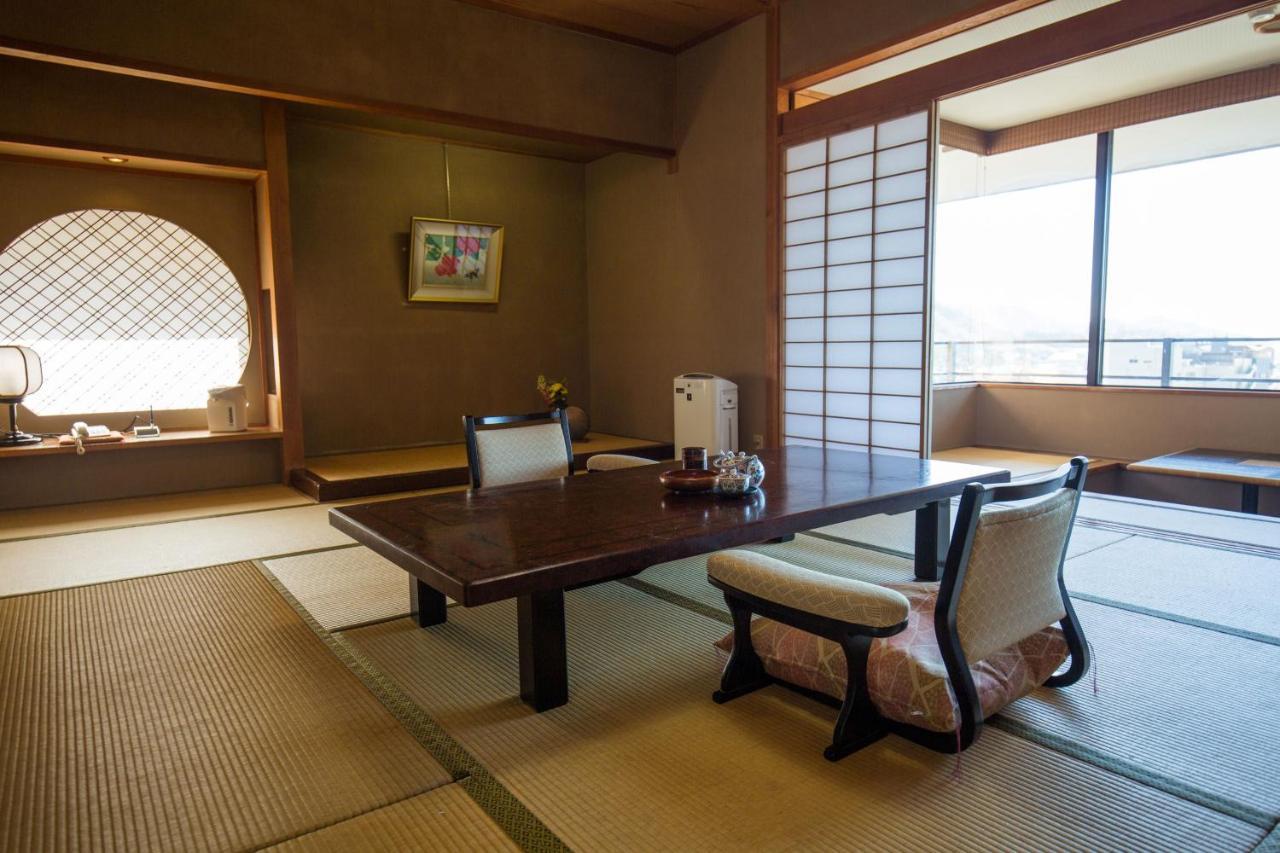 Sakahijiri Gyokushoen Izu  Bagian luar foto